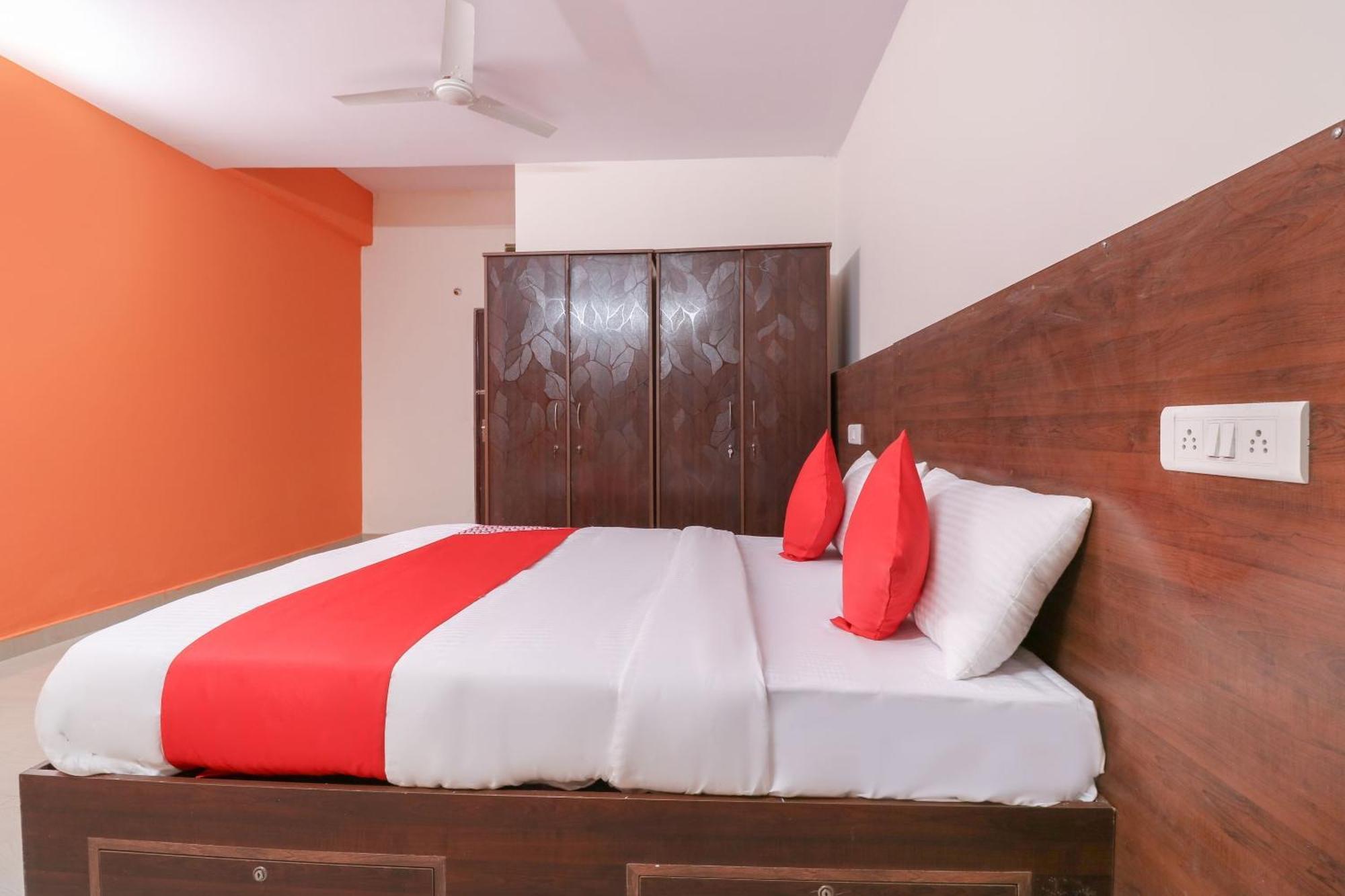 Hotel O The Royal International Hotel Bangalore Dış mekan fotoğraf